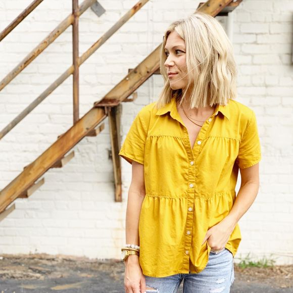 Meet your Posher, Krista - Picture 1 of 1